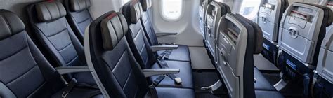Main Cabin − Travel information − American Airlines.